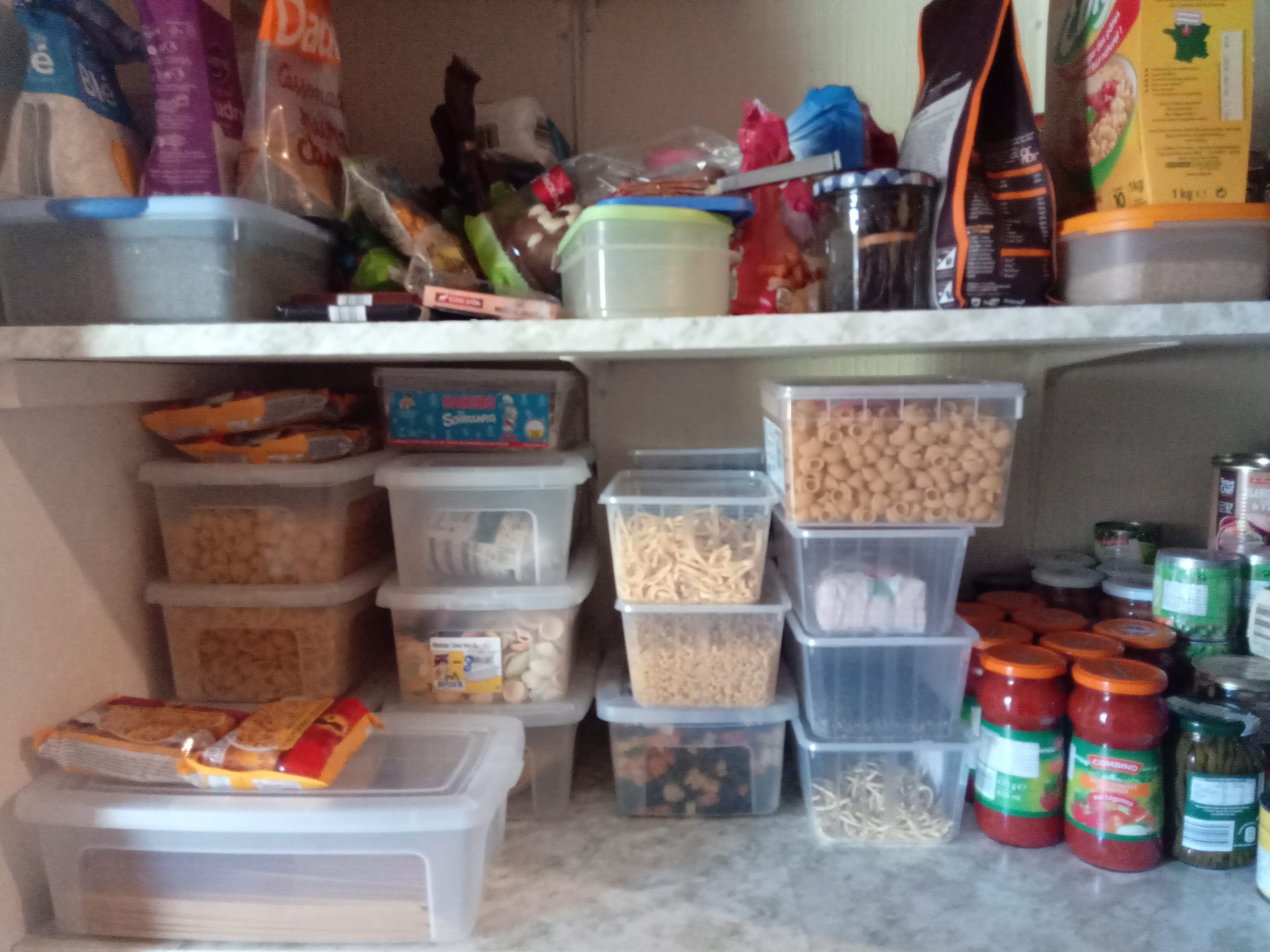 Une partie des stocks habituels…